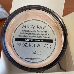 Brand New Mary Kay Mineral Foundation Ivory 0.5 - Discontinued